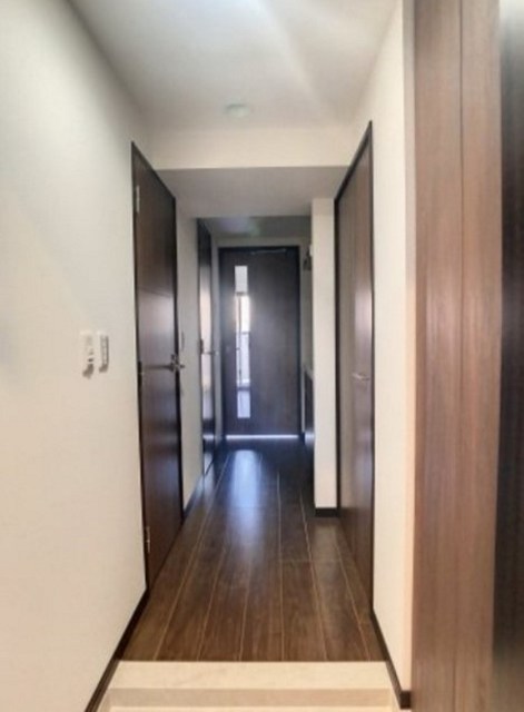 玄関　別部屋同仕様タイプ