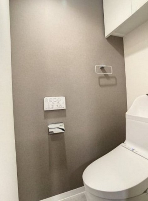 トイレ　別部屋同仕様タイプ