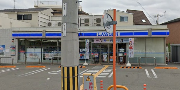 コンビニ　ローソン 淀川三津屋南二丁目店（コンビニ）まで330m