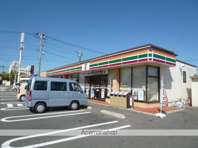 コンビニ　セブンイレブン（コンビニ）まで1440m