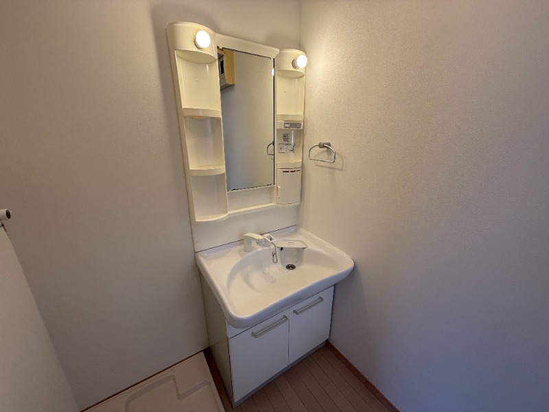 洗面設備　※別号室の写真になります※