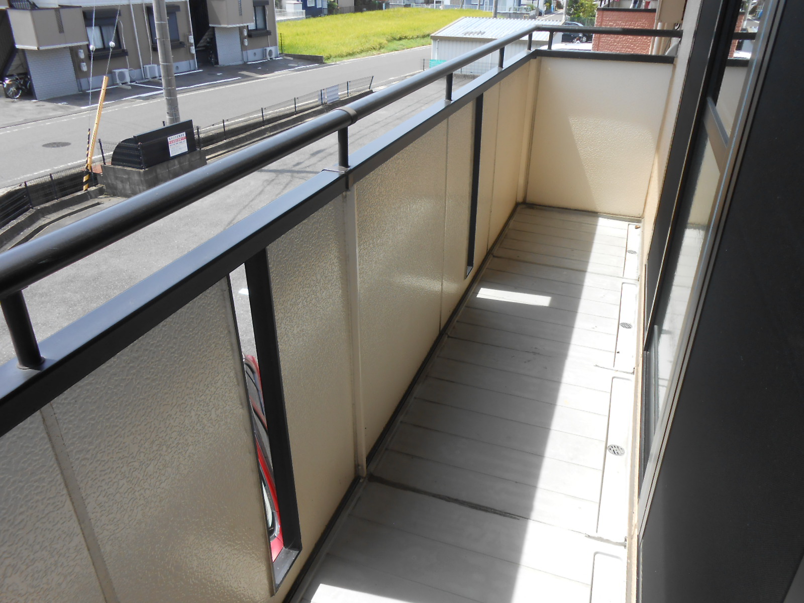 バルコニー　※同建物の別のお部屋の写真です。