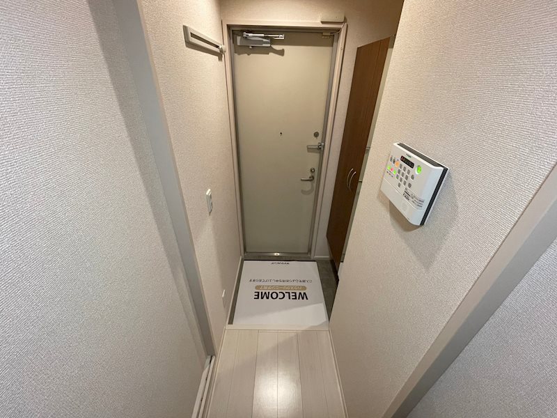 玄関　別部屋参考になります。