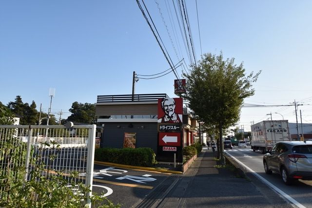飲食店　ケンタッキーフライドチキン蓮田店（飲食店）まで958m