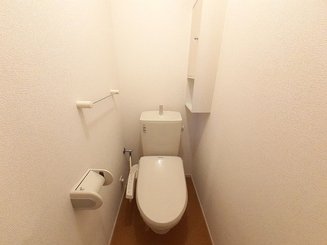 トイレ　コンパクトで使いやすいトイレです