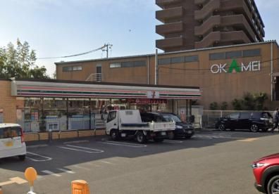 コンビニ　セブン-イレブン 吹田岸部北５丁目店（コンビニ）まで1056m