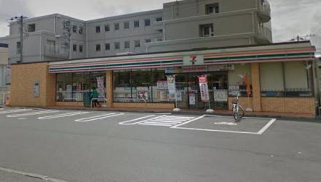 コンビニ　セブンイレブン相模原東林間3丁目店（コンビニ）まで547m