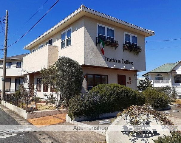 飲食店　Ｔｒａｔｔｏｒｉａ　Ｄｅｌｆｉ（飲食店）まで350m