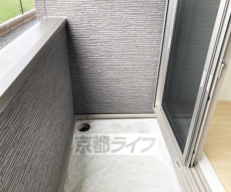 バルコニー　日当り良好