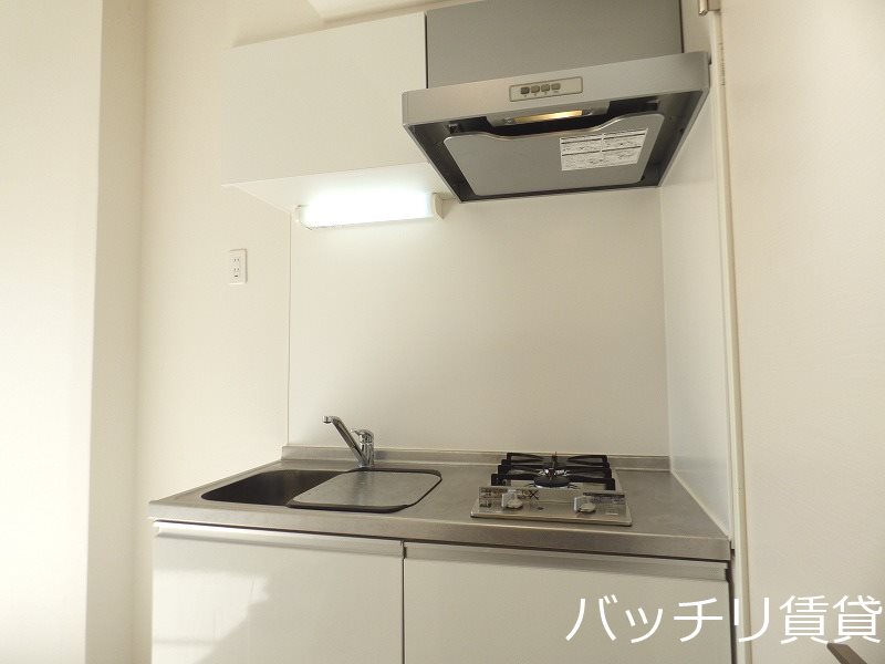 キッチン　同型タイプの為、現状を優先致します。
