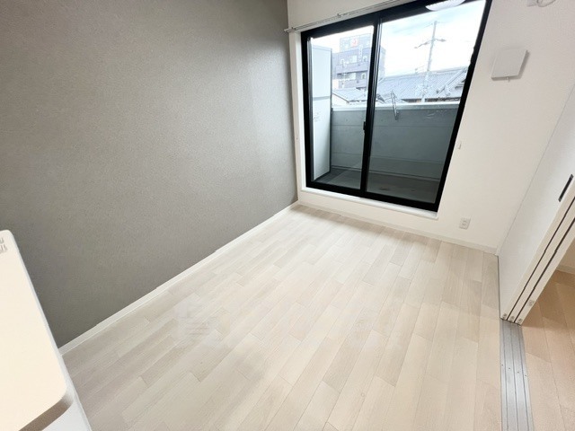 京阪本線 御殿山駅 徒歩5分 3階建 築2年の居間写真