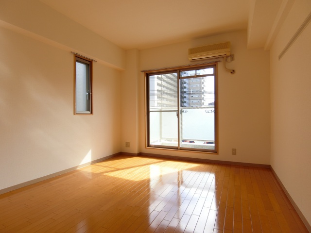居室・リビング　角部屋です