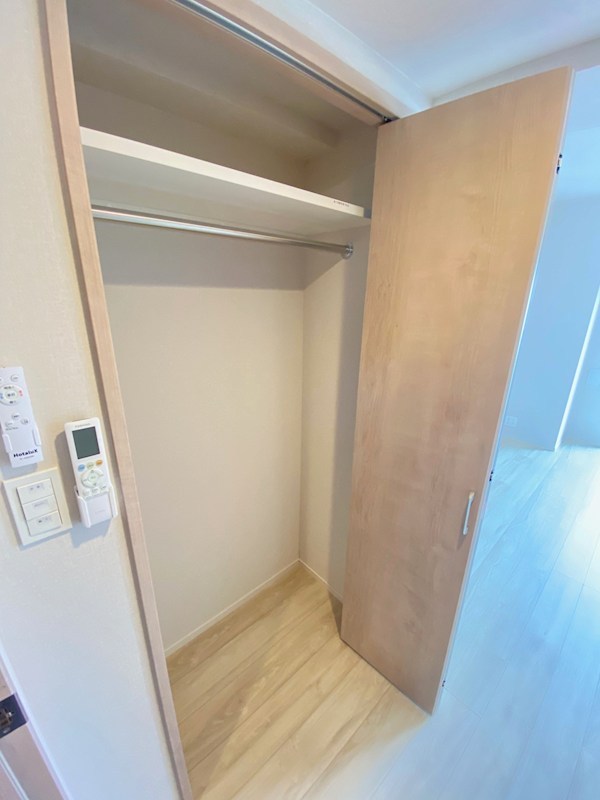 収納　（参考写真）同じ間取の別のお部屋です