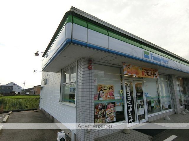 コンビニ　ファミリーマート掛川細谷店（コンビニ）まで657m