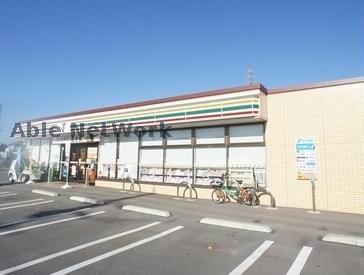 コンビニ　セブンイレブン野木富士見通り店（コンビニ）まで329m