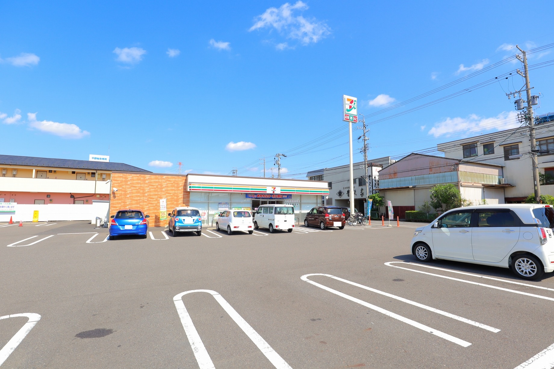 コンビニ　セブンイレブン岐阜黒野店（コンビニ）まで690m