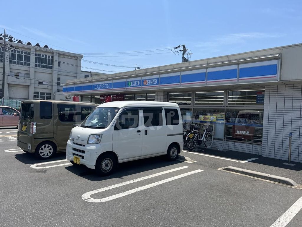 コンビニ　ローソン さいたま春岡一丁目店（コンビニ）まで610m