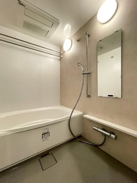 バス・シャワールーム　※写真は同タイプ住戸です。