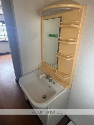 ＪＲ東海道本線 浜松駅 バス乗車時間：15分 最寄りバス停で下車 徒歩5分 2階建 築39年の内装写真