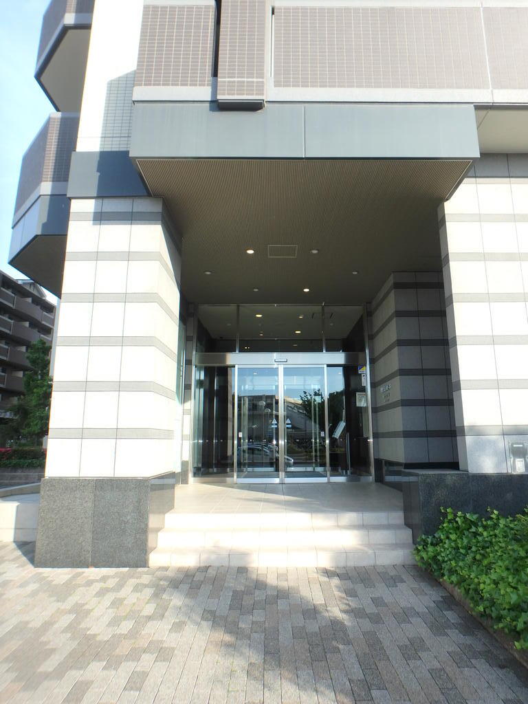 プレミスト日根野駅前ザ・フォルテージの外観写真