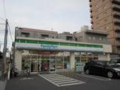 コンビニ　ファミリーマート二の森店（コンビニ）まで450m