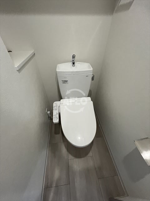 トイレ　プレサンスＯＳＡＫＡ東成中本ハーヴィル　トイレ