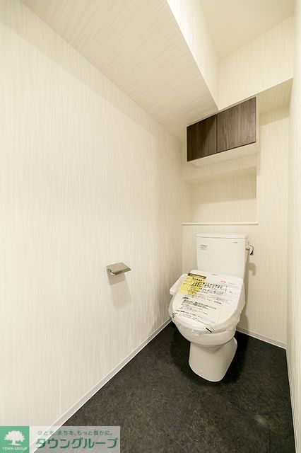 トイレ　※写真は同タイプ住戸です。