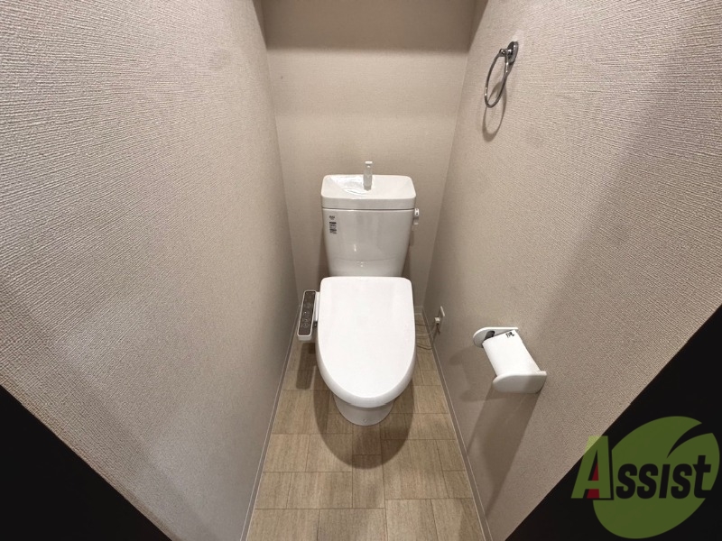 トイレ　トイレは、シャワートイレとなっております。
