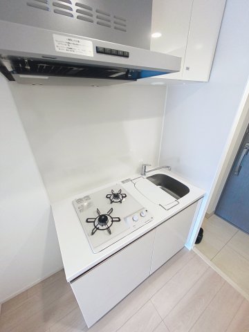 キッチン　コンパクトなキッチンで掃除もラクラク