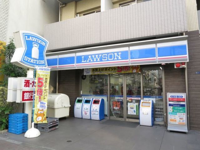 コンビニ　ローソン新大久保店（コンビニ）まで108m