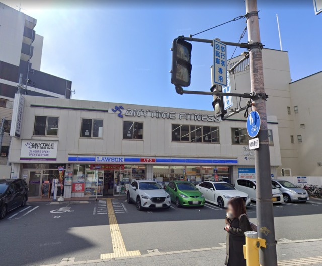コンビニ　ローソン天王寺町北二丁目店（コンビニ）まで329m