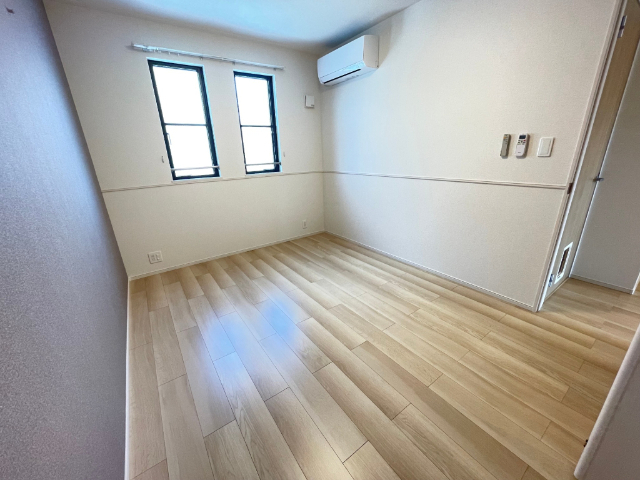 その他部屋・スペース　北側の洋室です