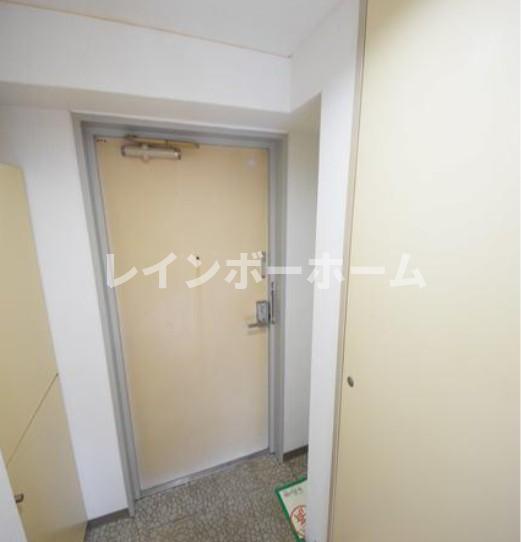 玄関　シンプルで使いやすい玄関です