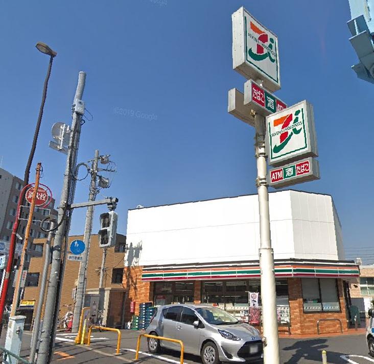 コンビニ　セブン-イレブン足立千住曙町店（コンビニ）まで450m