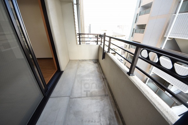 地下鉄御堂筋線 江坂駅 徒歩10分 11階建 築21年の内装写真