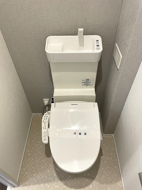 築5年 NET1Gフリー ベルフラッツ初台 Fのトイレ写真