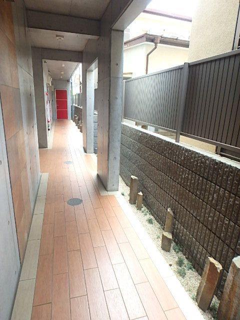 ロビー　共同廊下