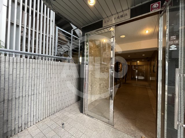 エントランス　ビビッド北堀江　エントランス