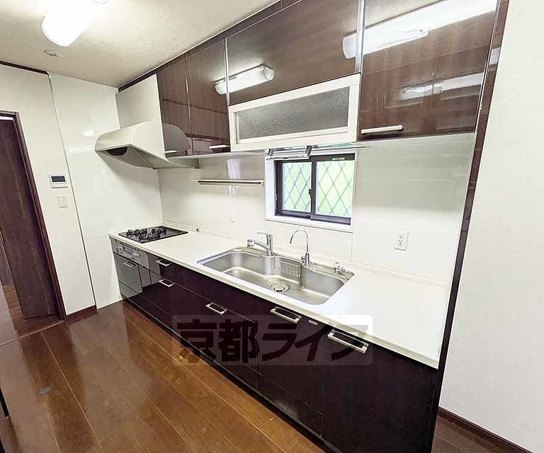嵐山樋ノ上町25-1貸家のキッチン写真