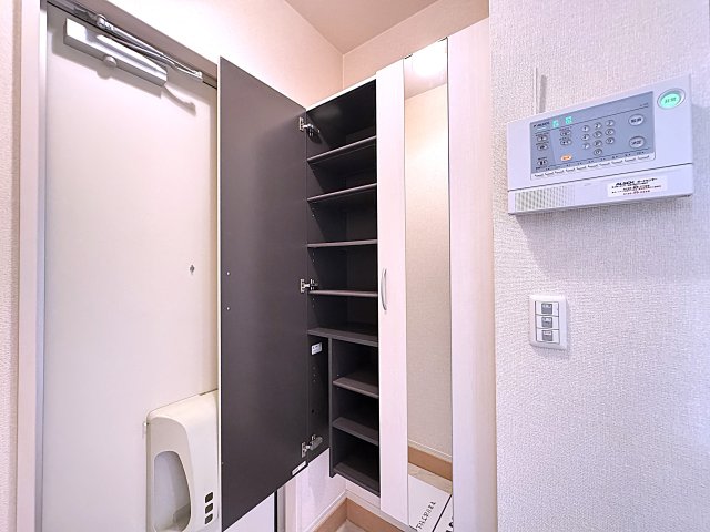 その他設備　大きなシューズＢＯＸ付きです。