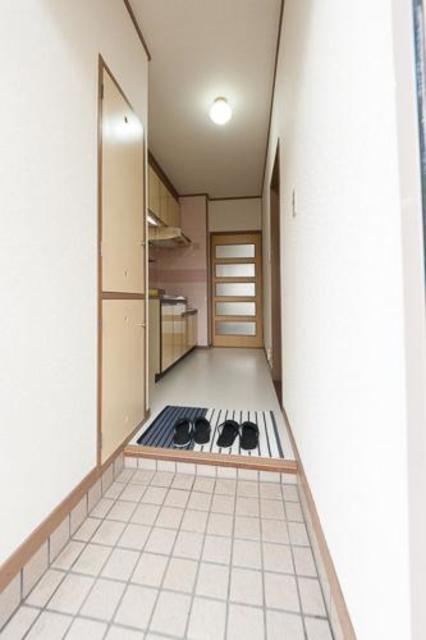 Roots城南の玄関写真
