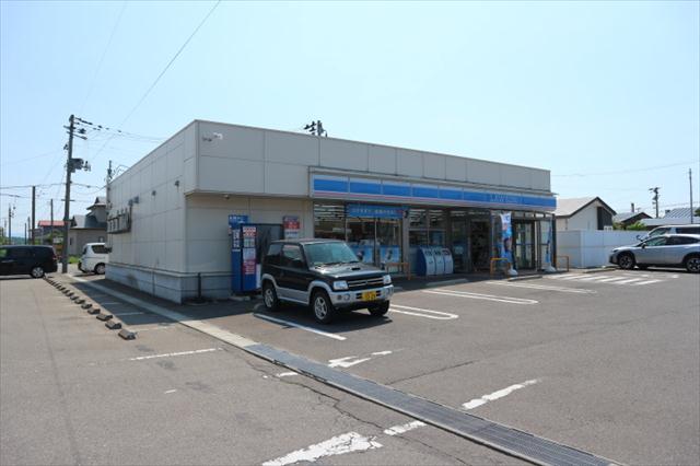 コンビニ　ローソン（コンビニ）まで992m