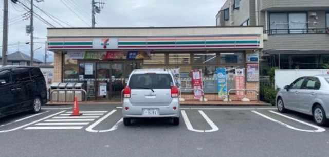 コンビニ　セブンイレブン小田原蓮正寺店（コンビニ）まで740m