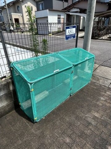 地下鉄鶴舞線 上小田井駅 徒歩23分 2階建 築28年の外観写真