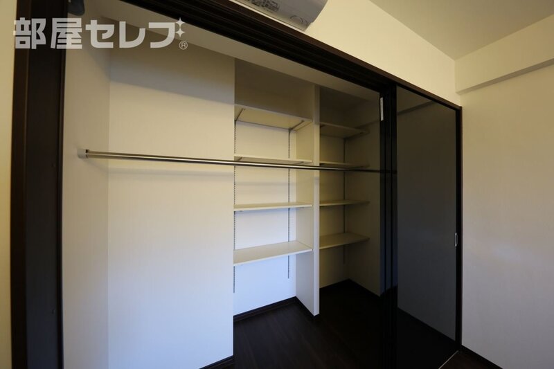 収納　９０３号室写真