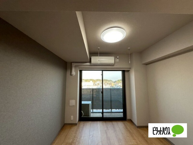 RELUXIA GRANDE横濱吉野町の居間写真
