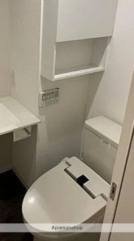 京王線 代田橋駅 徒歩6分 3階建 築8年のトイレ写真
