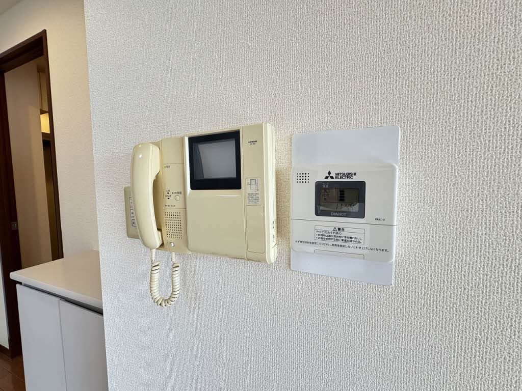 セキュリティ　モニタ付きドアホン