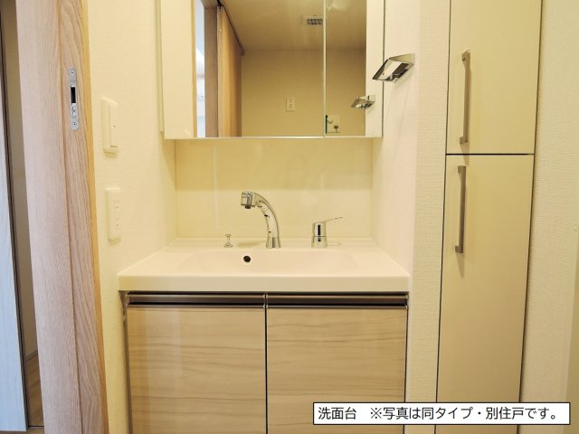 洗面設備　身支度に便利な洗面台♪