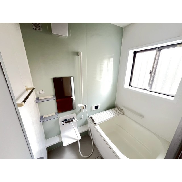 戸建てN-2の風呂写真